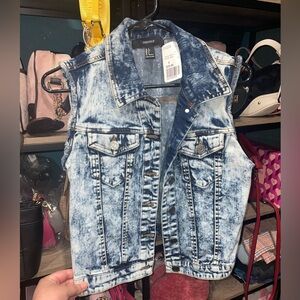 Forever21 vest
